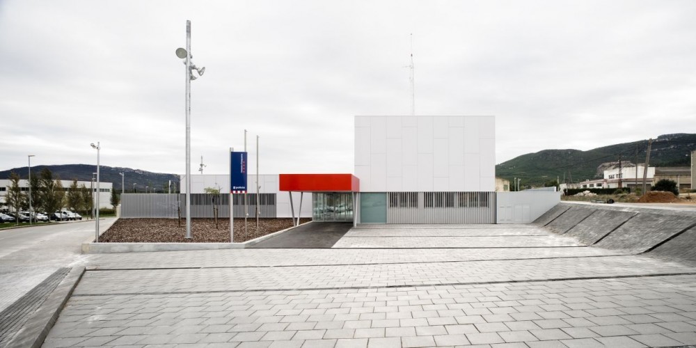 Montblanc Police Station / taller 9s arquitectes
