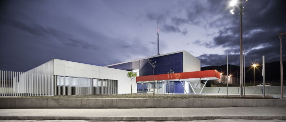 Montblanc Police Station / taller 9s arquitectes