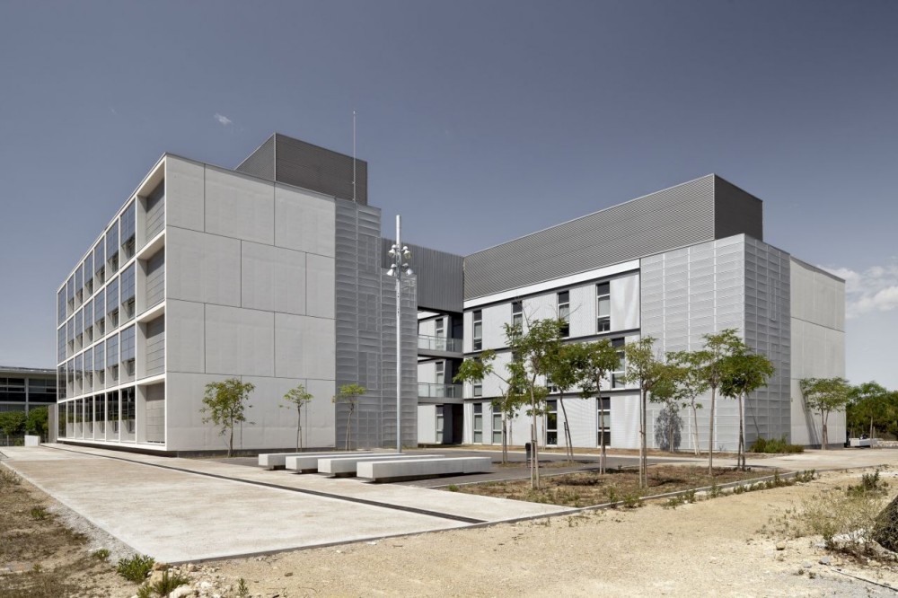 Research Center in Sustainable Chemistry – Tarragona University  / taller 9s arquitectes