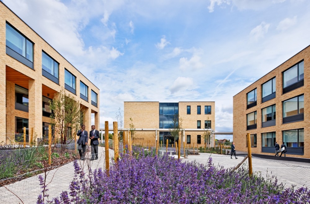 Crown Woods College / Nicholas Hare Architects
