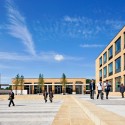 Crown Woods College / Nicholas Hare Architects © Peter Durant