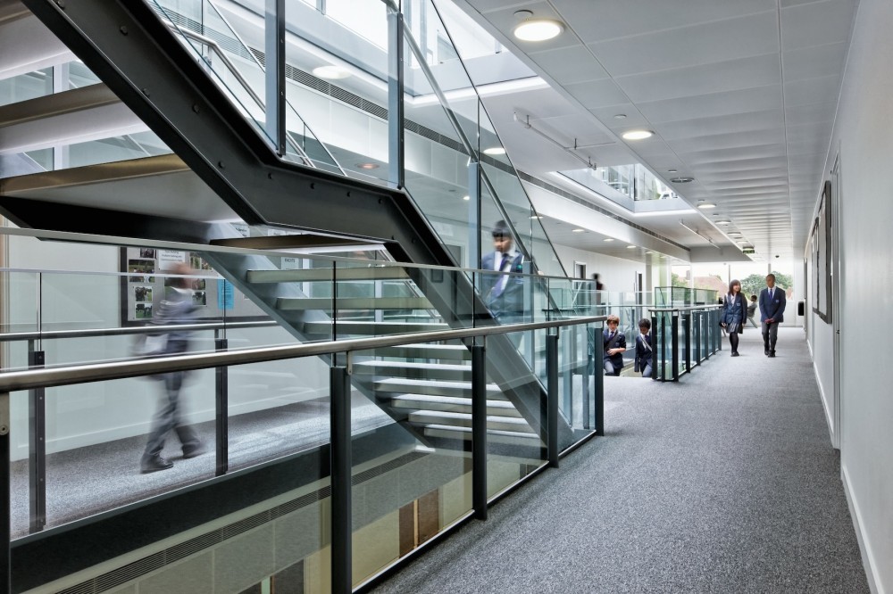 Crown Woods College / Nicholas Hare Architects