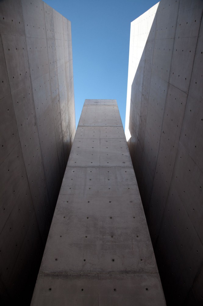 UIAC / Landa Arquitectos