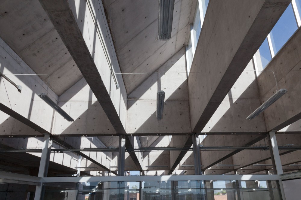 UIAC / Landa Arquitectos