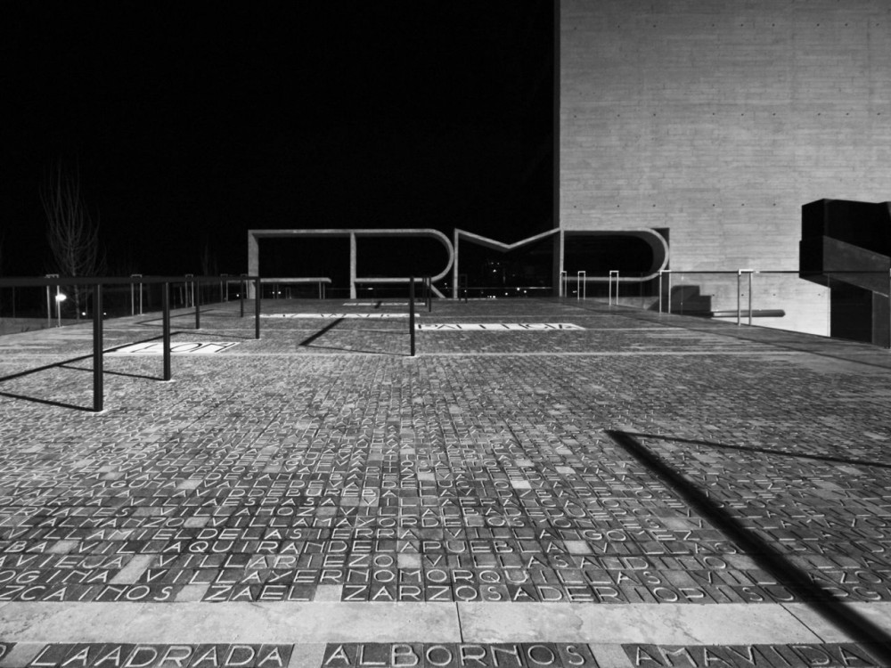 FRMP / A E I O U arquitectos