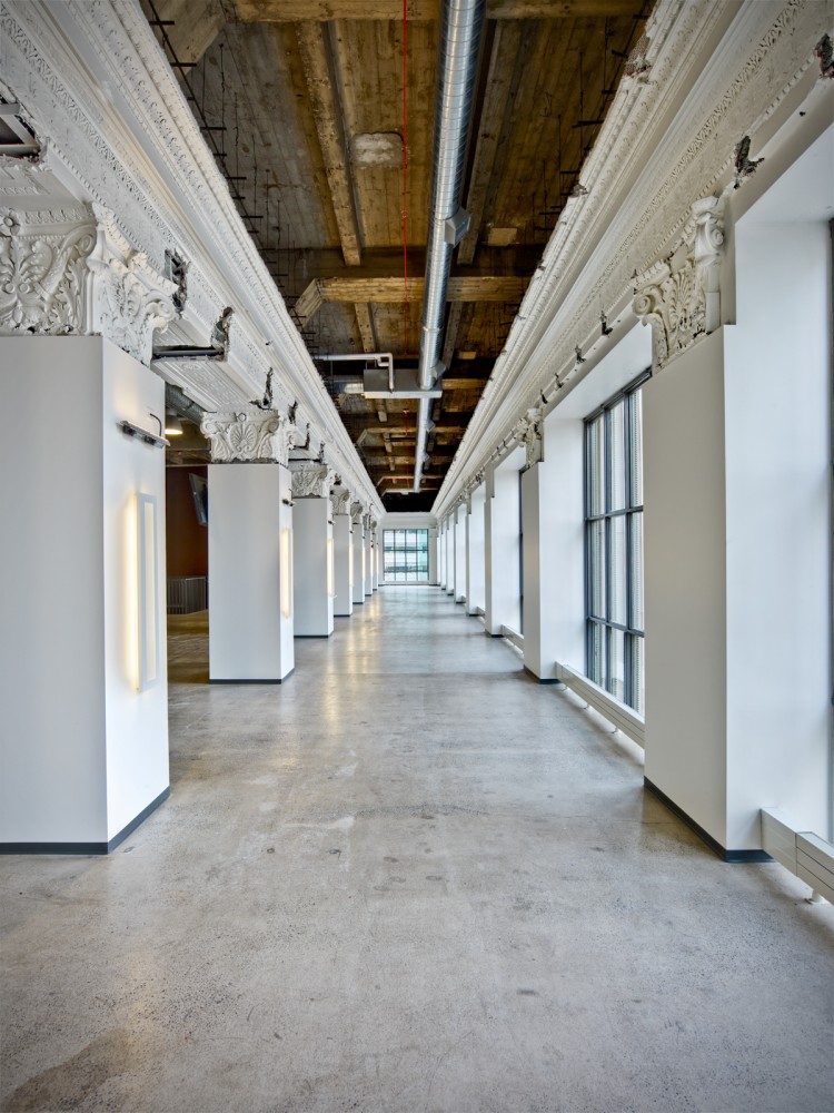 The United Way for Southeastern Michigan Headquarters / SmithGroupJJR