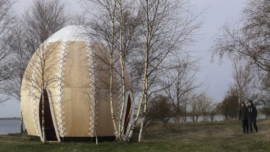 Fire Shelter: 01 (3)