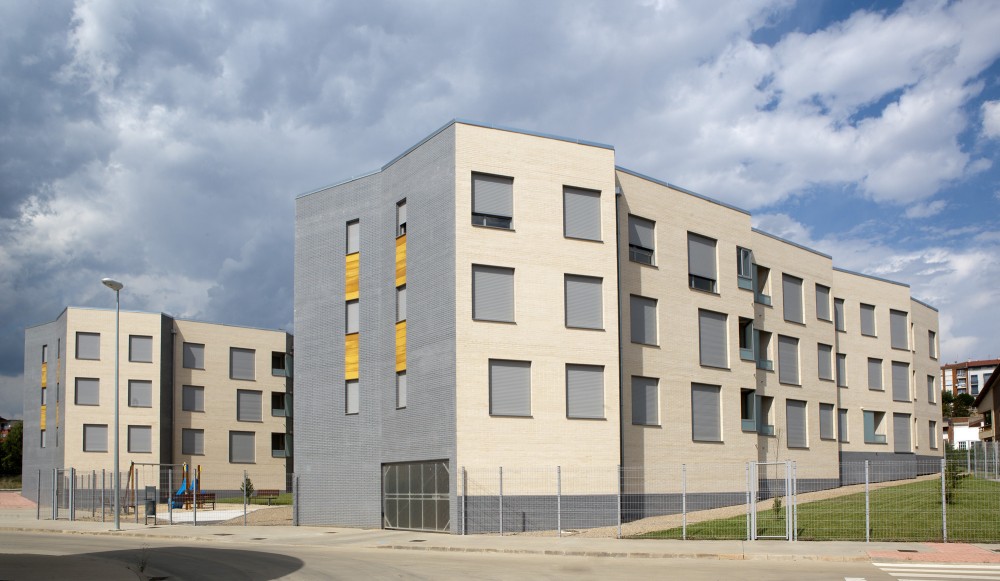 Parcial Plan R-8 (90 + 15 housing) / Virginiaarq