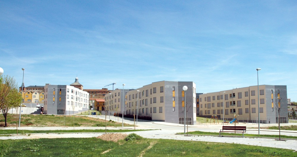 Parcial Plan R-8 (90 + 15 housing) / Virginiaarq