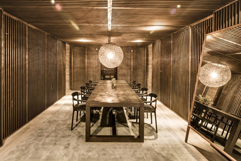 Yingjia Club at Vanke Beijing / Neri & Hu
