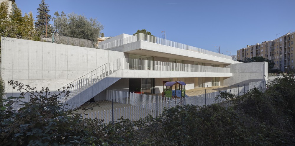 Children’s Day Care Center in La Trintite / CAB Architects