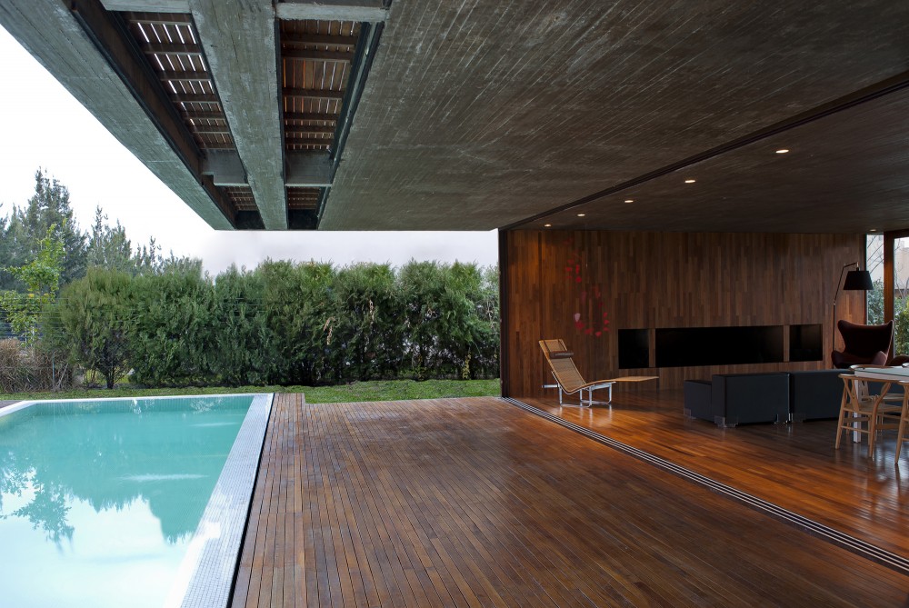 House FF / Fritz + Fritz Arquitectos