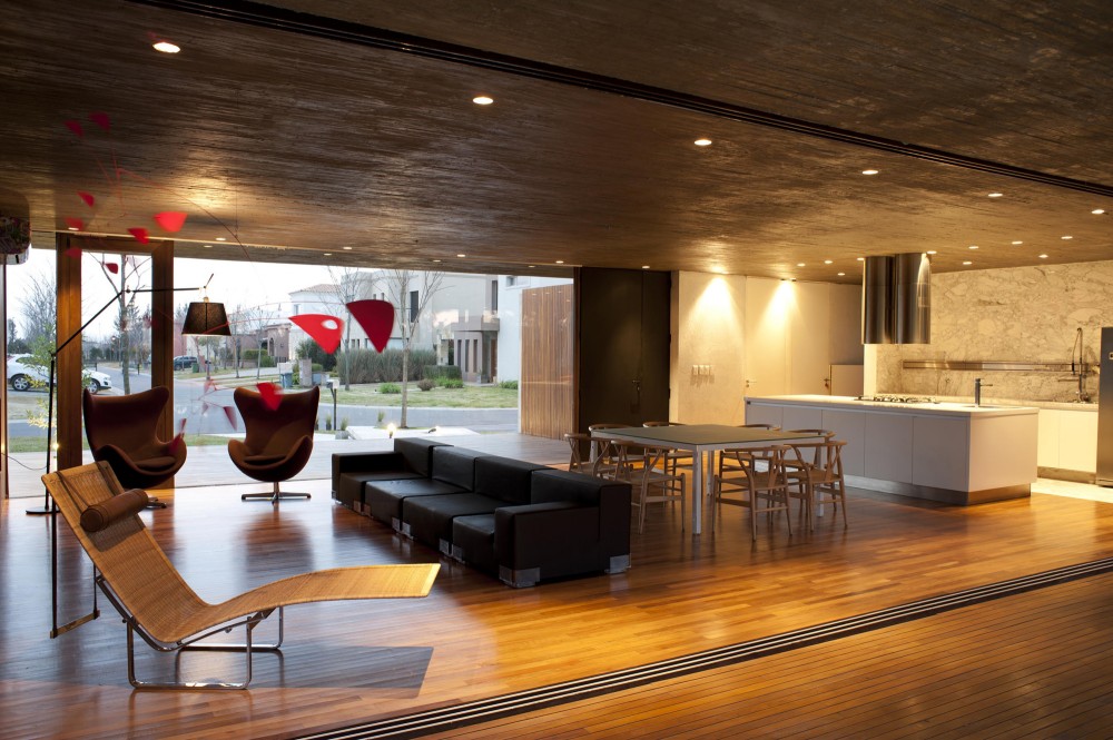 House FF / Fritz + Fritz Arquitectos