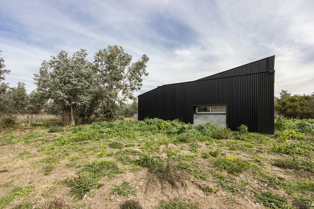 Herrera Studio-House / Cekada-Romanos Arquitectos