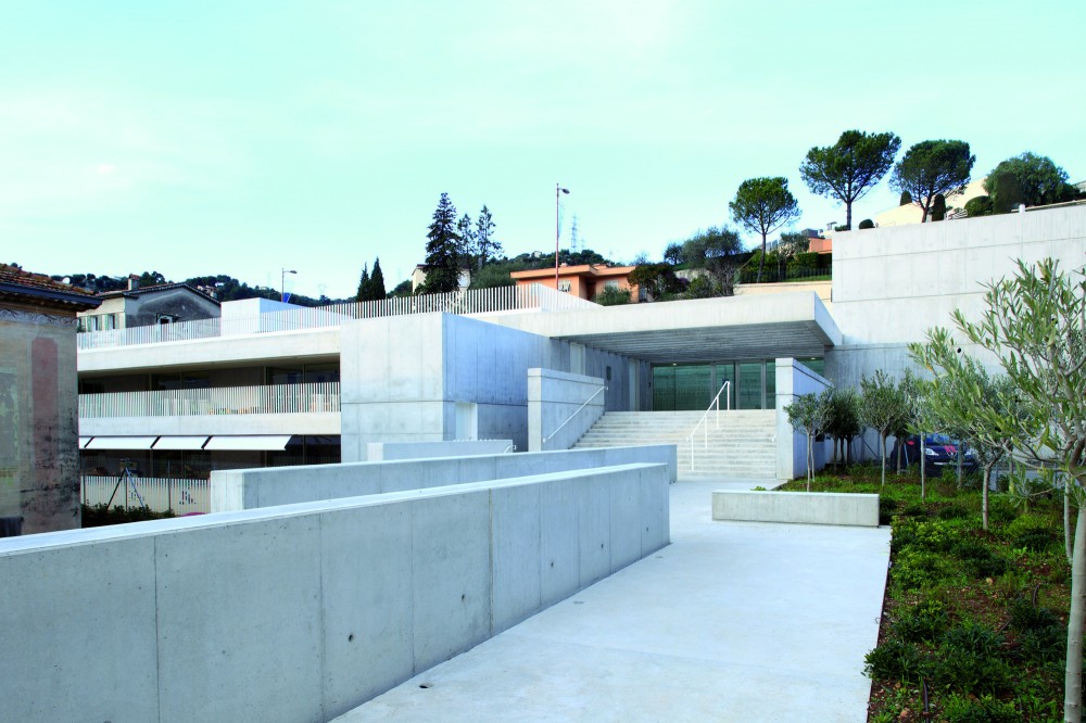 Children’s Day Care Center in La Trintite / CAB Architects