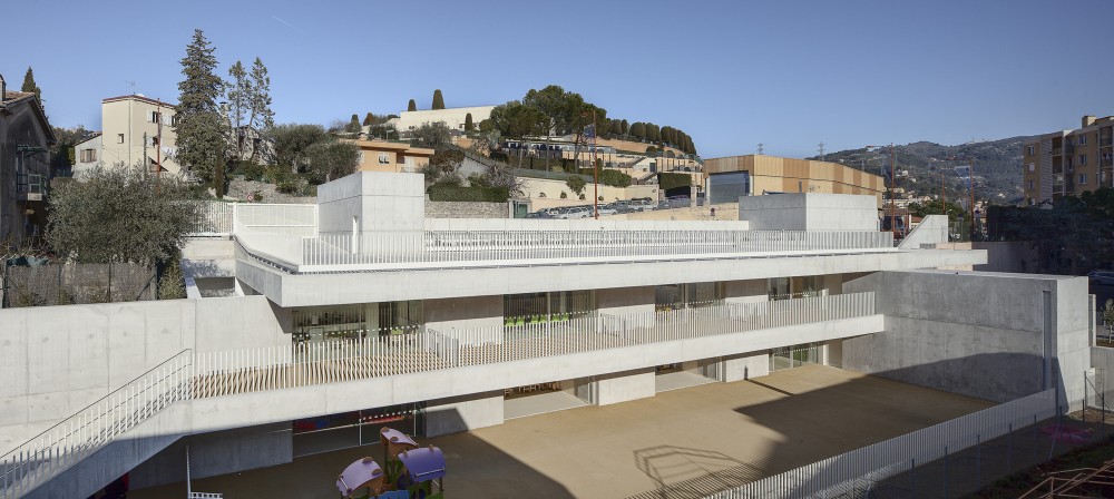 Children’s Day Care Center in La Trintite / CAB Architects