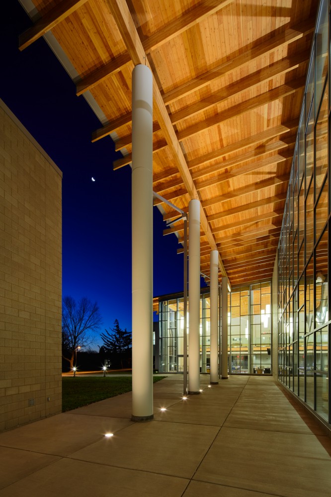 Madonna University – Franciscan Center for Science and Media / SmithGroupJJR