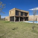 Alejandra House / Cekada-Romanos Arquitectos Alejandra House / Cekada-Romanos Arquitectos © Walter Salcedo