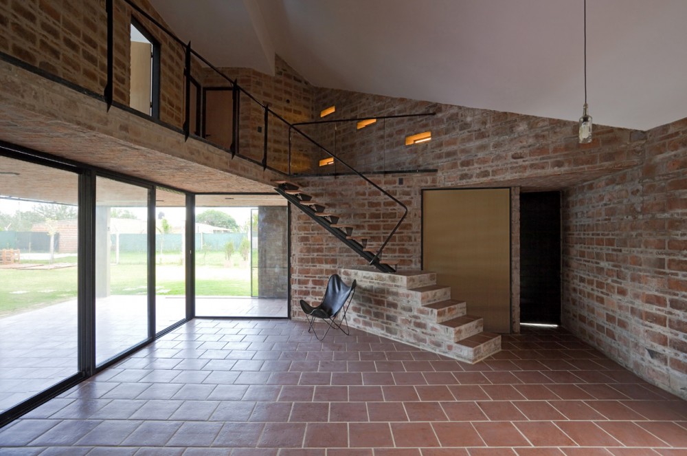 Alejandra House / Cekada-Romanos Arquitectos