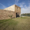 Alejandra House / Cekada-Romanos Arquitectos Alejandra House / Cekada-Romanos Arquitectos © Walter Salcedo