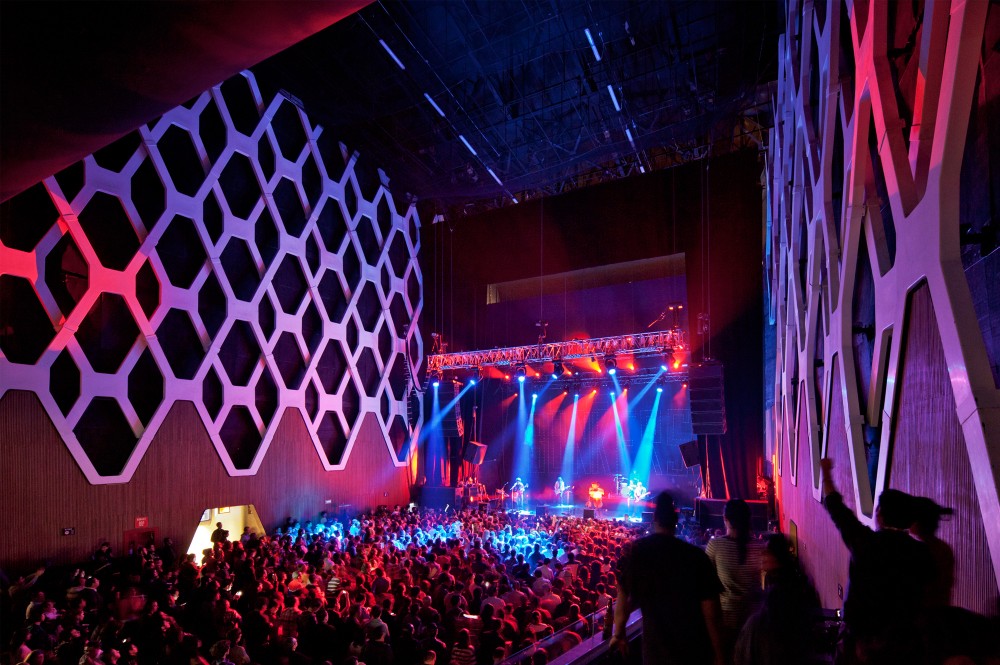 El Plaza Condesa / Muñohierro + Esrawe Studio