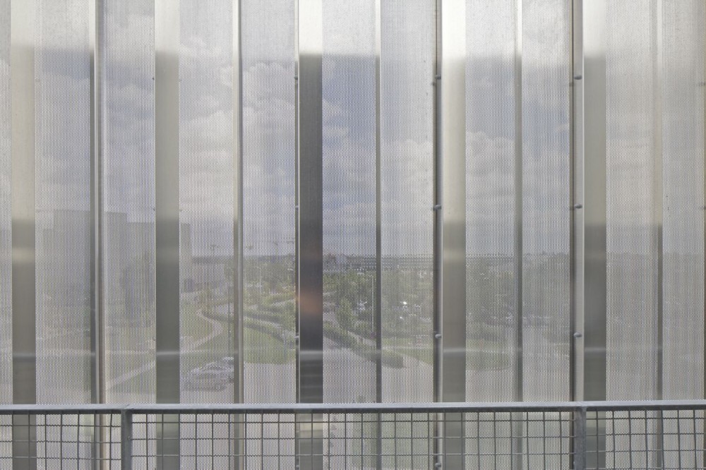 Pole Services / Barré Lambot Architectes