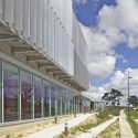 Pole Services / Barré Lambot Architectes Pole Services / Barré Lambot Architectes © Philippe Ruault