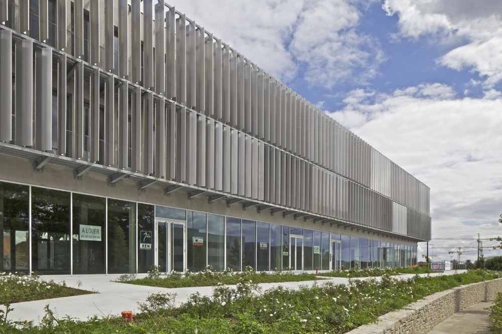Pole Services / Barré Lambot Architectes