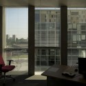 Tripode Office Building / Barré Lambot Architectes © Philippe Ruault