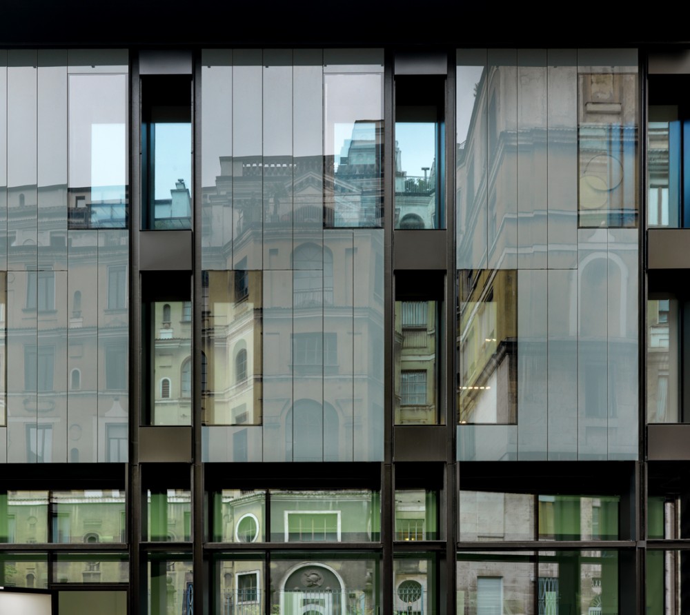 Refurbishment of “La Serenissima” Office Building / Park Associati