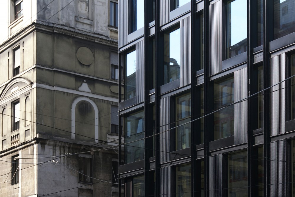 Refurbishment of “La Serenissima” Office Building / Park Associati