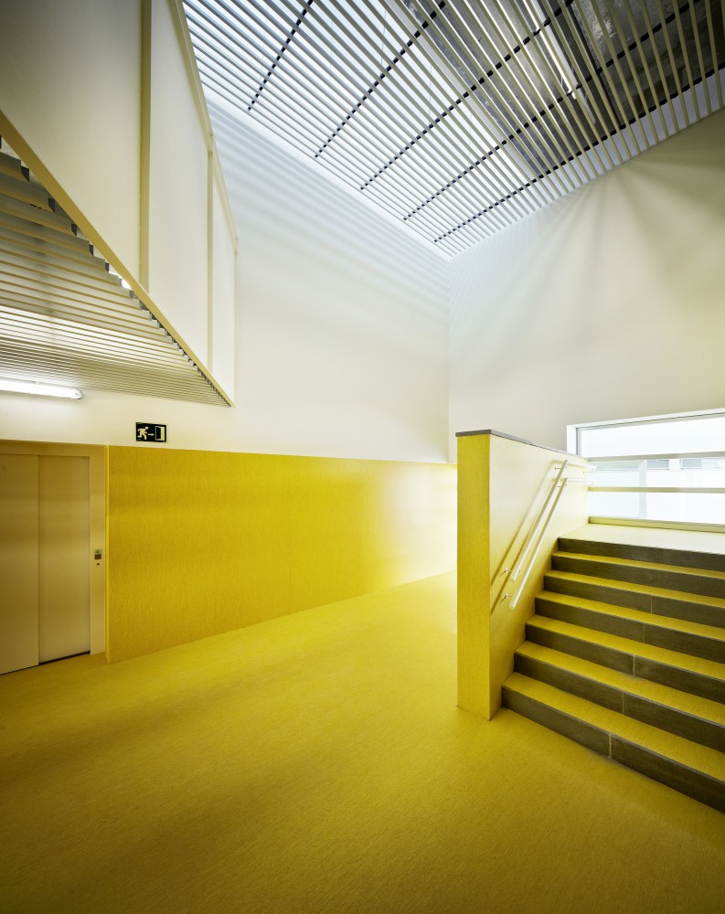 School in Tarragona / Batlle i Roig Arquitectes