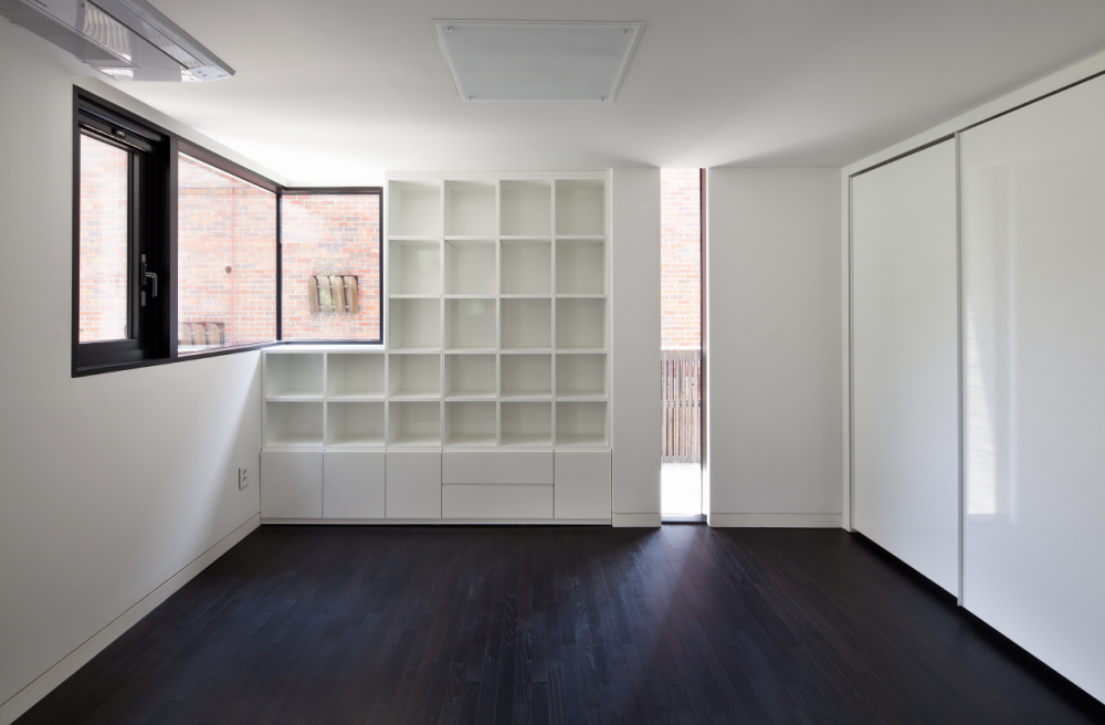 H-House / BANG by MIN – Sae Min Oh