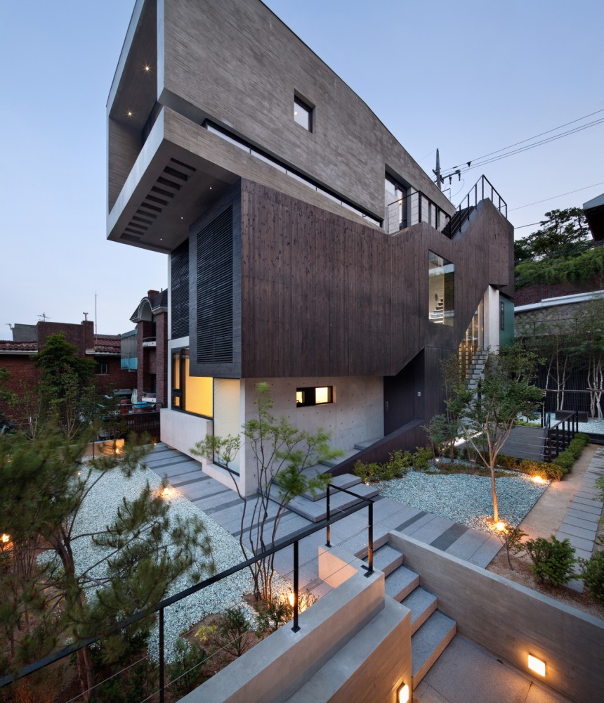 H-House / BANG by MIN – Sae Min Oh