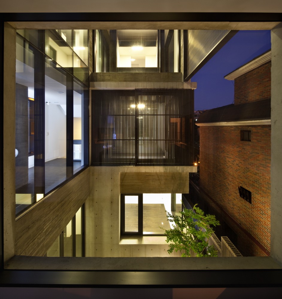 H-House / BANG by MIN – Sae Min Oh