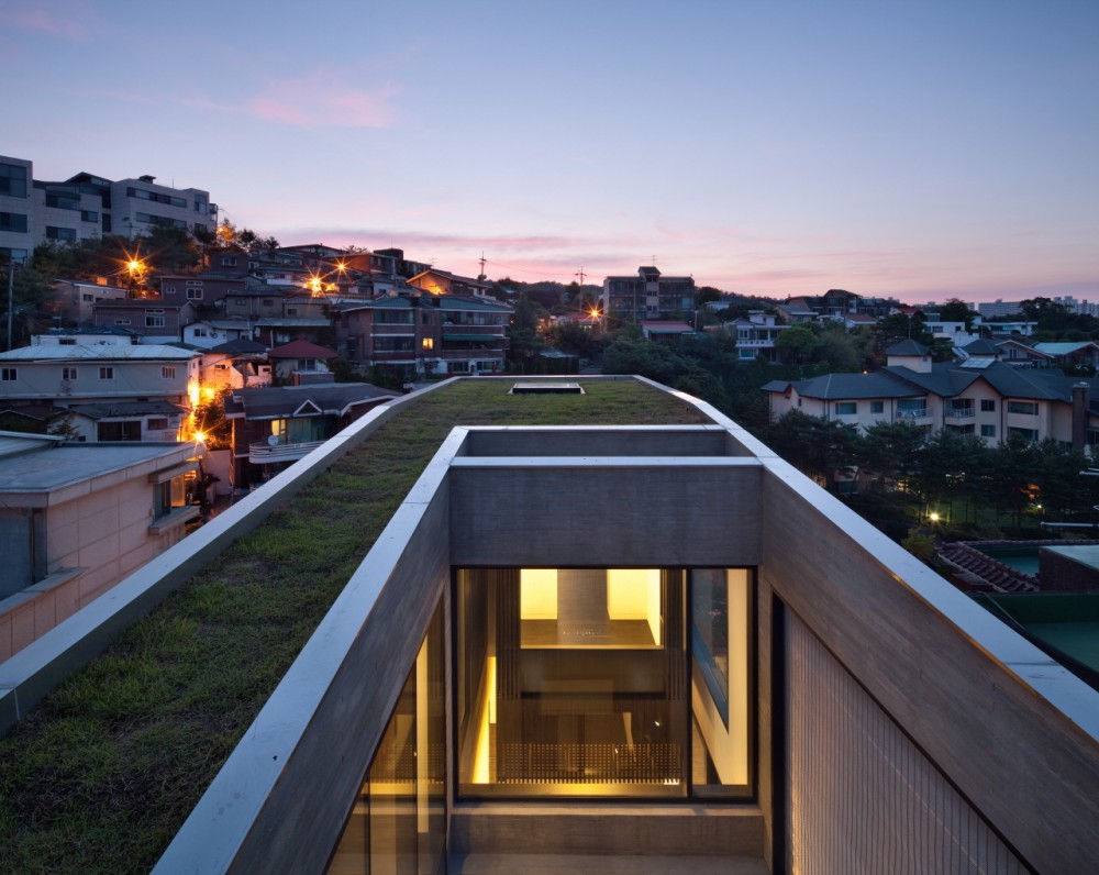 H-House / BANG by MIN – Sae Min Oh