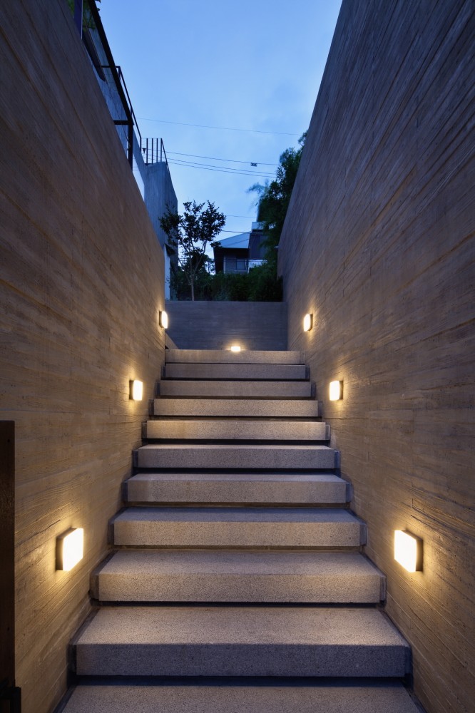 H-House / BANG by MIN – Sae Min Oh
