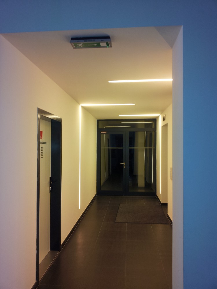 Viktoria Building / Grido