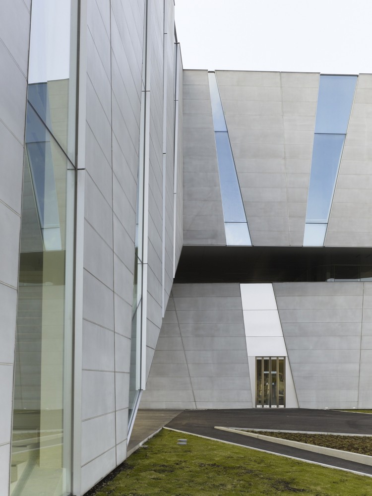 Spiralab / KINO Architects