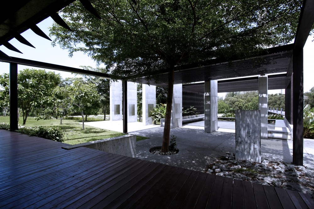Phuket Gateway / IDIN Architects