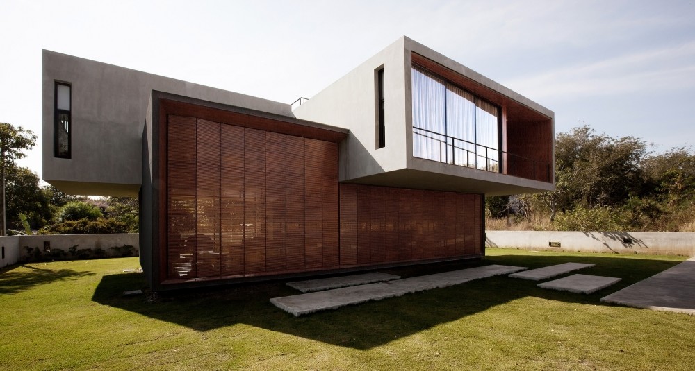 W House / IDIN Architects