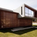 © Spaceshift Studio