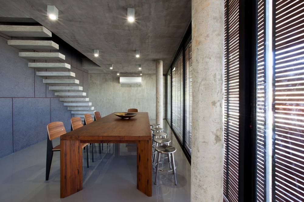 W House / IDIN Architects