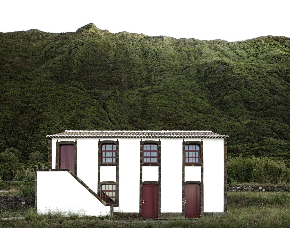 Environmental Interpretation Centre in São Jorge Island / Ana Laura Vasconcelos