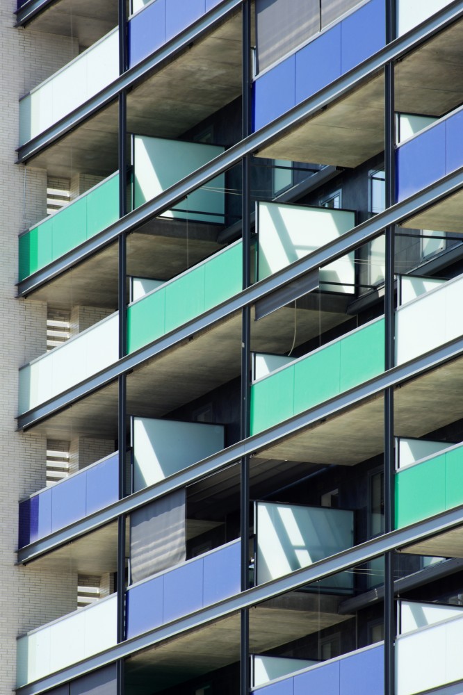 Vilamarina Building / Batlle i Roig Arquitectes