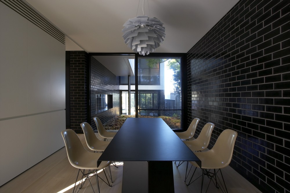Luff Residence / Pohio Adams Architects