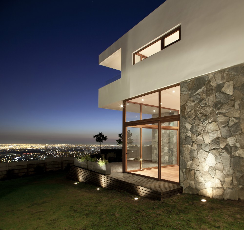 Donoso – Smith House / EMa arquitectos + Raimundo Salgado