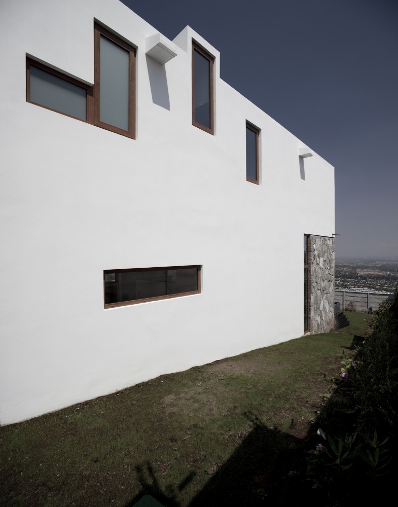 Donoso – Smith House / EMa arquitectos + Raimundo Salgado