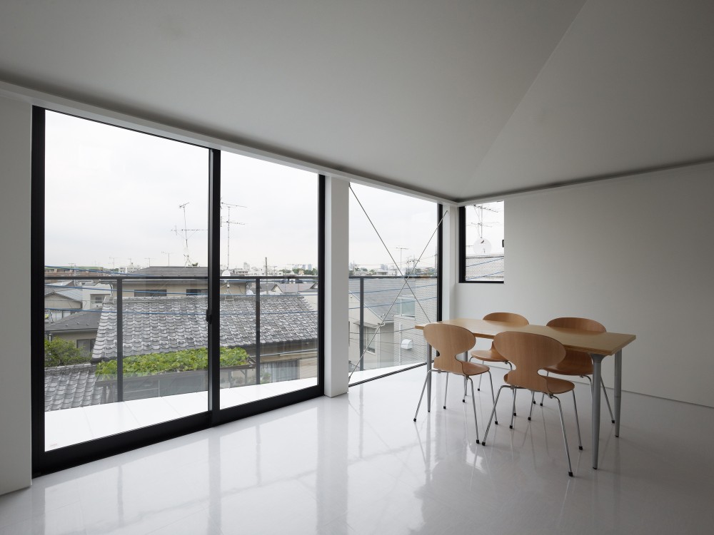Tokyo Balconies / KINO Architects