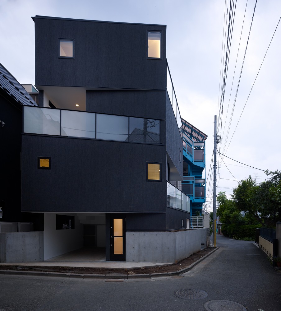 Tokyo Balconies / KINO Architects